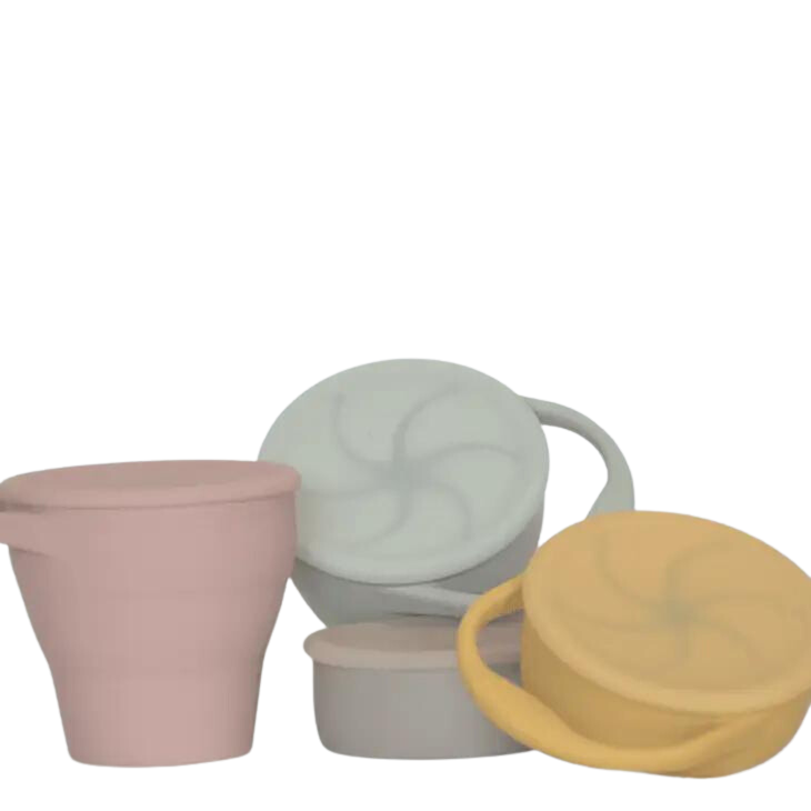 bug + bean - Foldable Silicone Snack Cup, Misty Rose